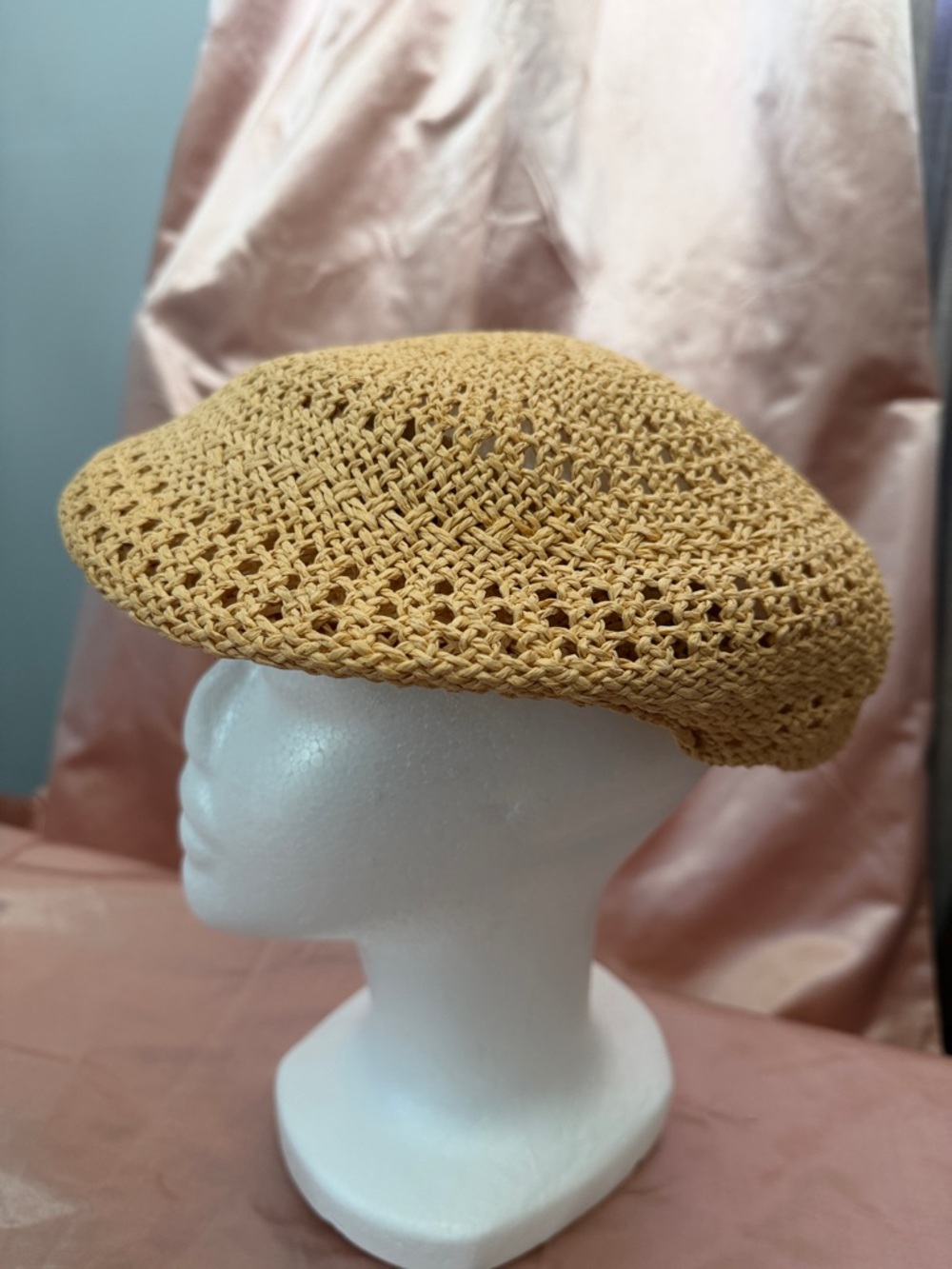 Breathable Tan Knit Straw Unisex Beret